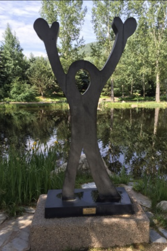 Peter sculpture at Botanic Park